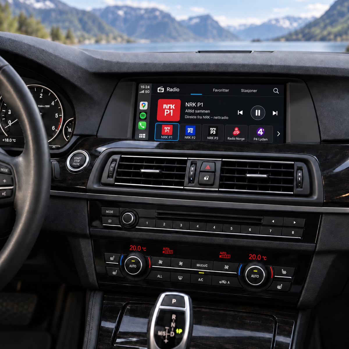 CarPlay-skjerm i BMW 5-serie F10/F11 med NRK P1 og andre norske nettradiokanaler.