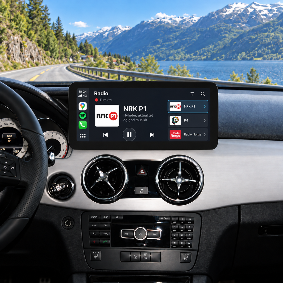 Illustrasjon av 10" CarPlay-skjerm i Mercedes GLK X204 facelift med radioapp med norske nettradiokanaler.